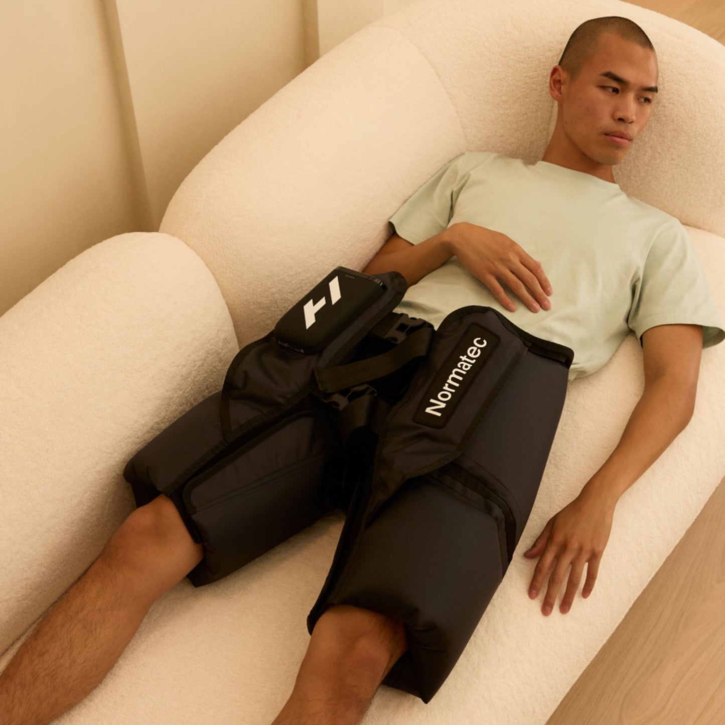 Hyperice Normatec Elite Compression Massage Garment