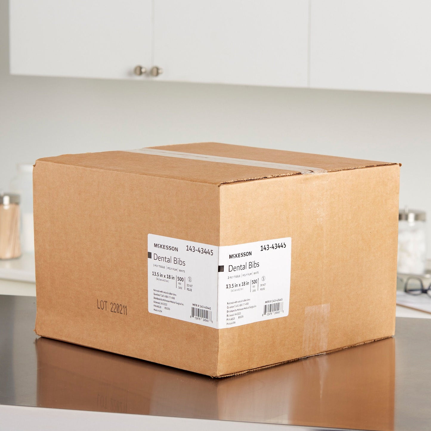 McKesson White Dental Bib