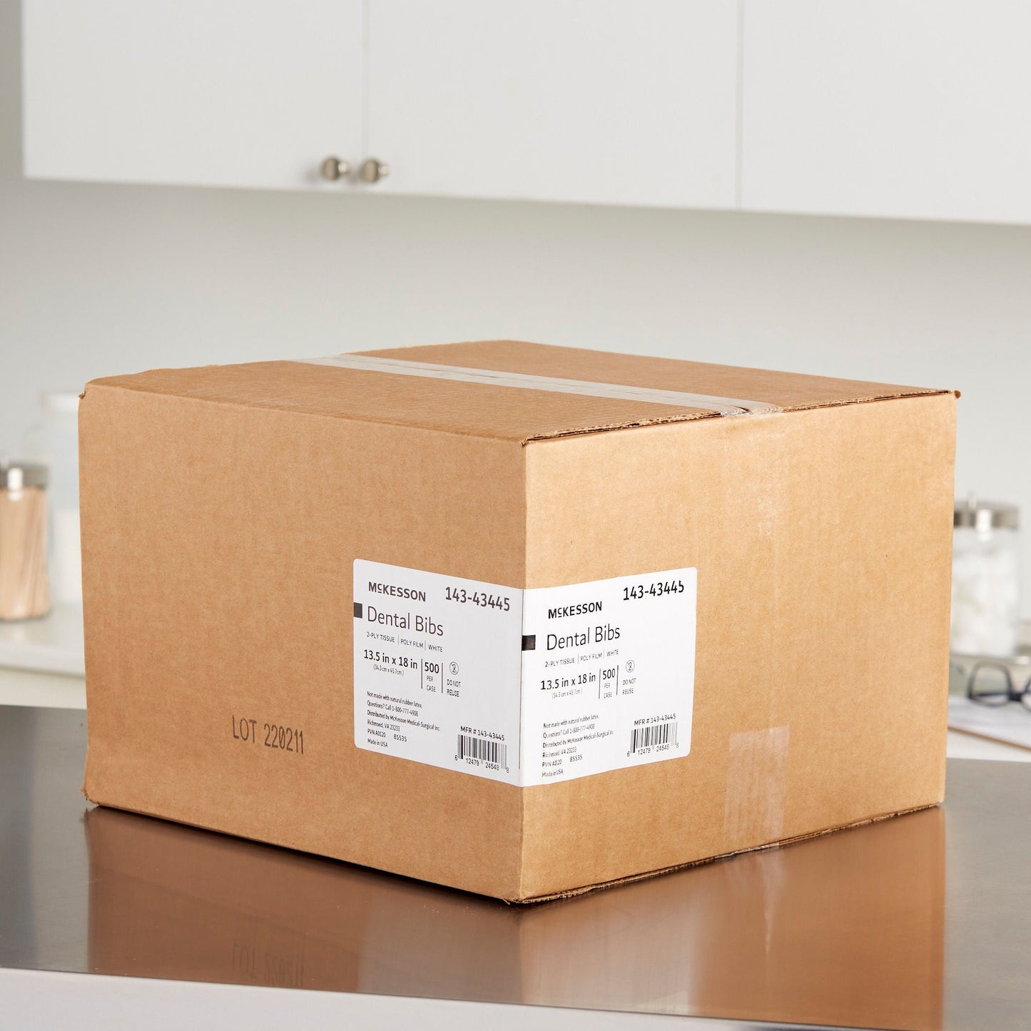 McKesson White Dental Bib