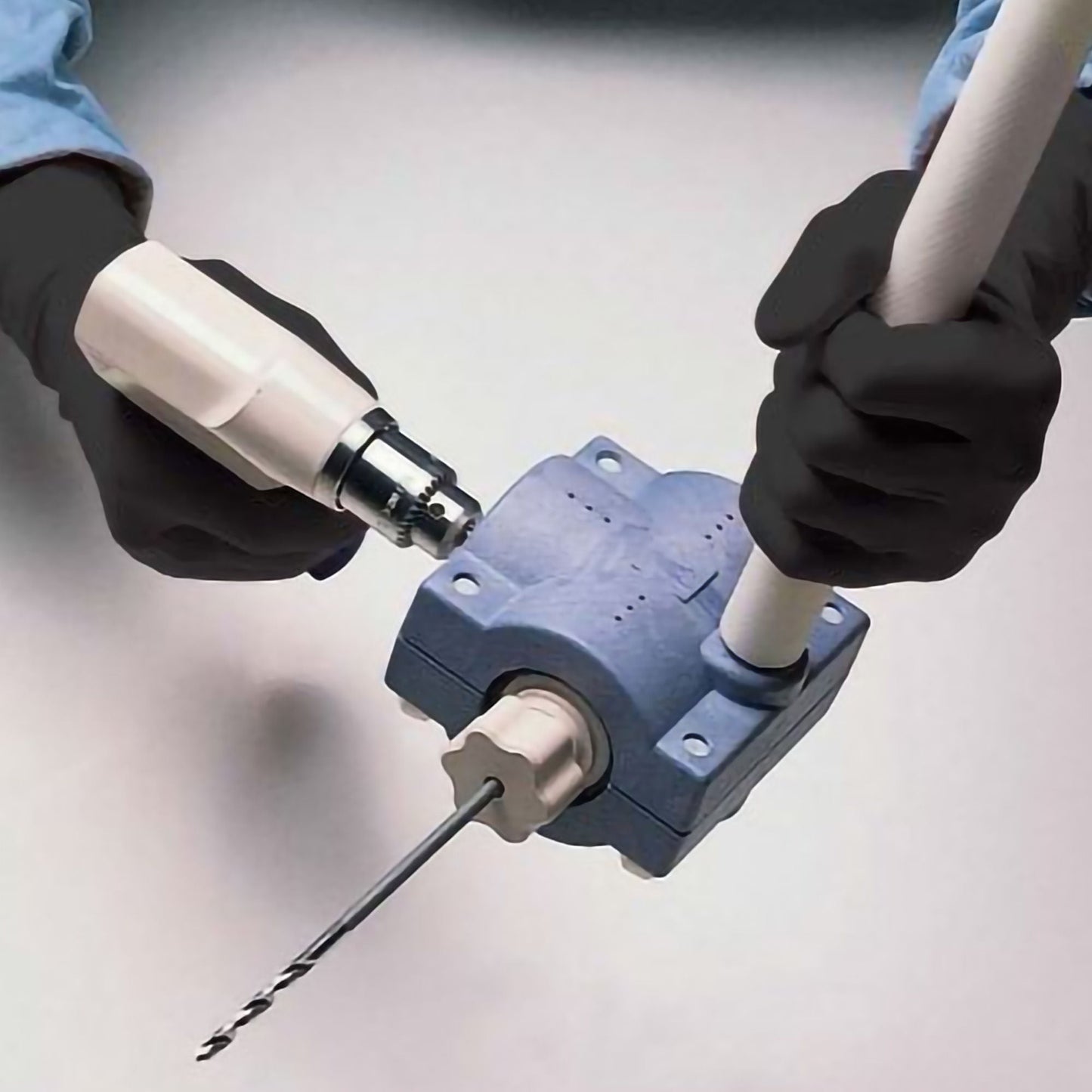 GAMMEX® Non-Latex Radiation Attenuation Polyisoprene with Bismuth Radiation Reducing Gloves, Black - view 6