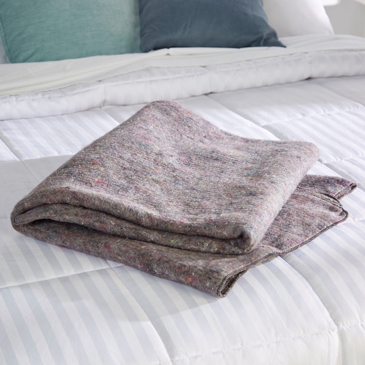 McKesson Wool Blend Blanket, 2.5 lbs.