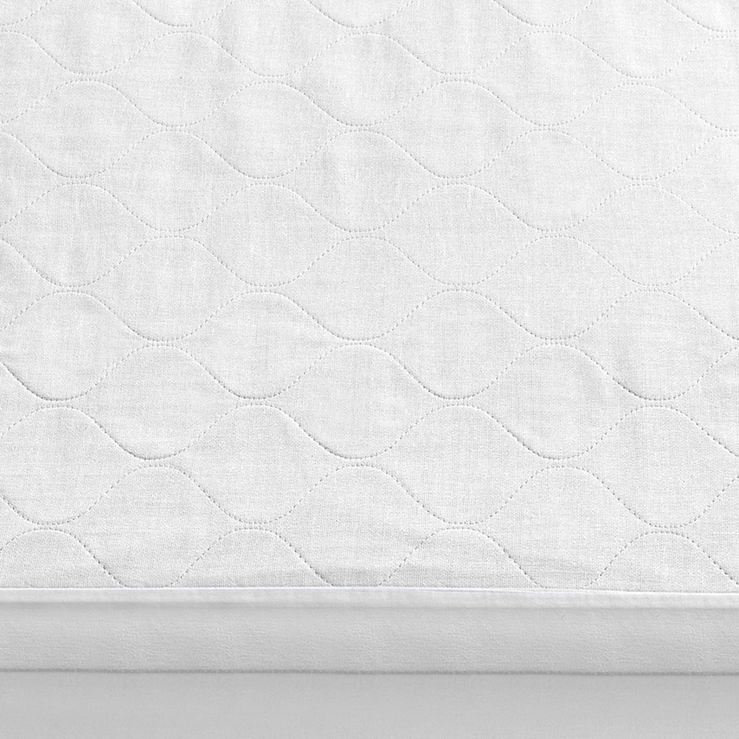 CareFor™ Economy Reusable Underpad with Tuckable Flaps