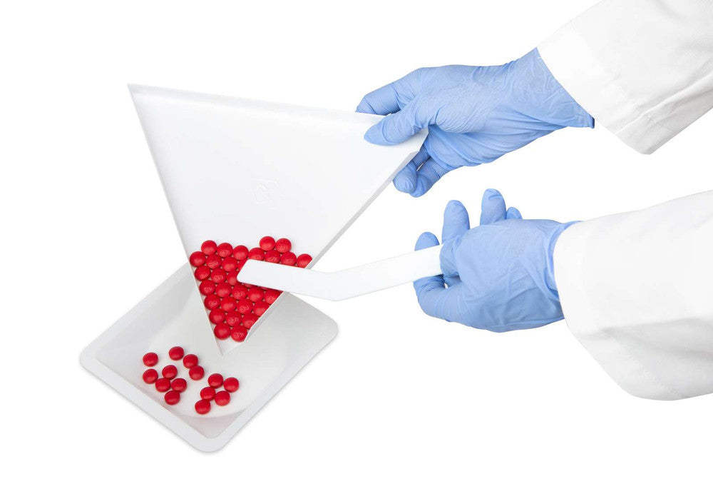 Heathrow Scientific Disposable Pill & Capsule Counting Trays - 120845, 120846 & 120848 | FDA Food Grade — view 3