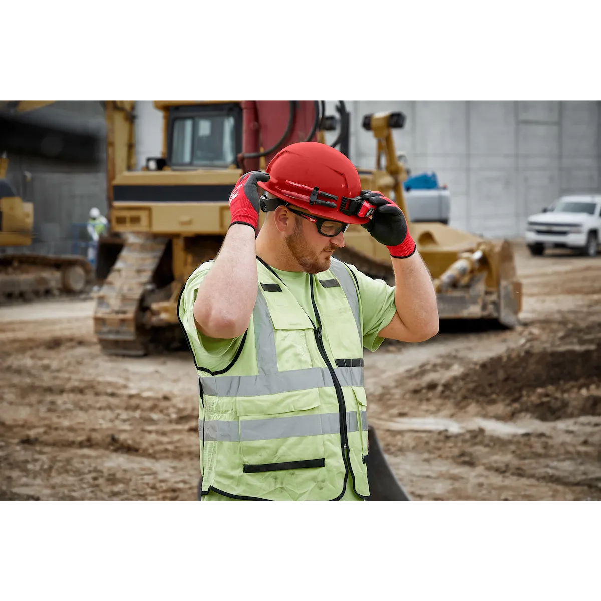 Milwaukee BOLT Red Front Brim Vented Hard Hat w/4pt Ratcheting Suspension (USA) - Type 1, Class C 48-73-1208