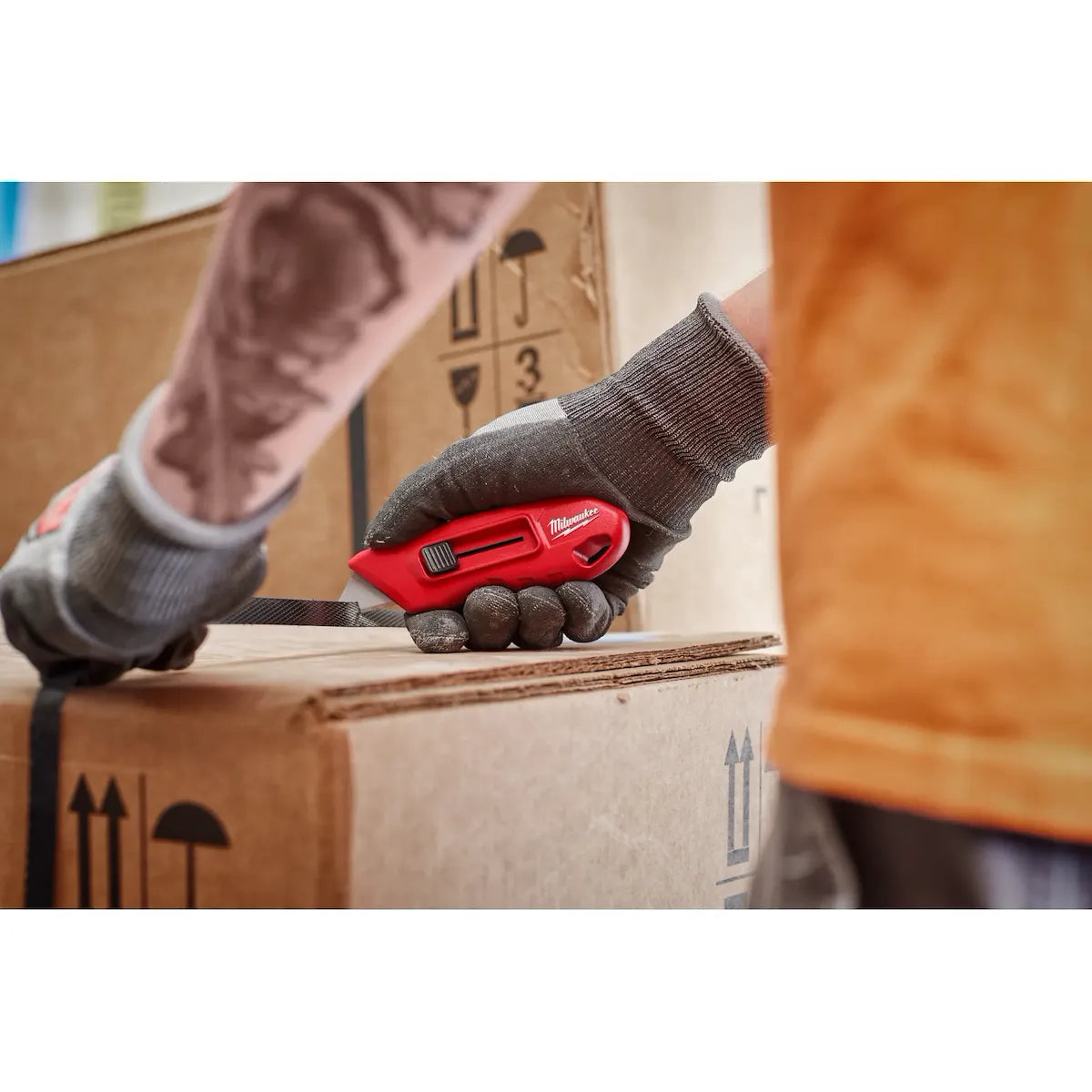 Milwaukee Compact Side Slide Utility Knife 48-22-1516 | 2.4 in Blade Length, Steel