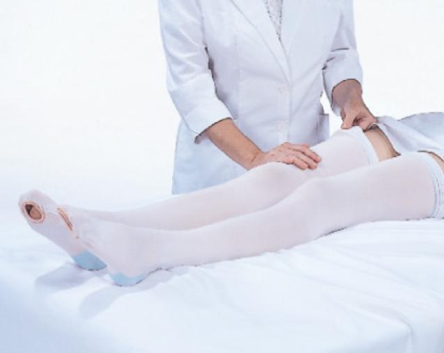 CAP® Knee High Anti-embolism Stockings, Extra Large / Short