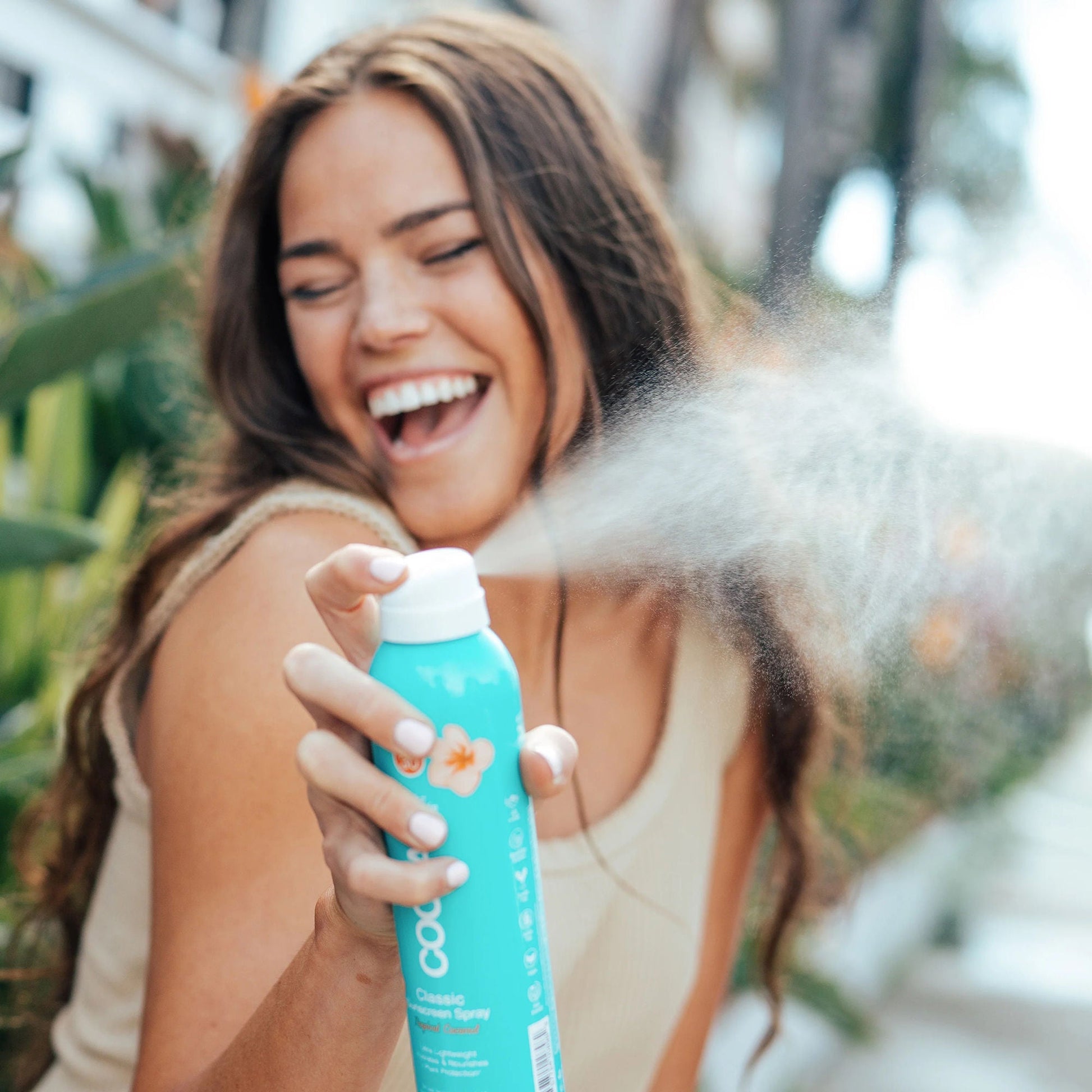 Coola® Clear Body Sunscreen Spray SPF 30 Tropical Coconut Scent, Can