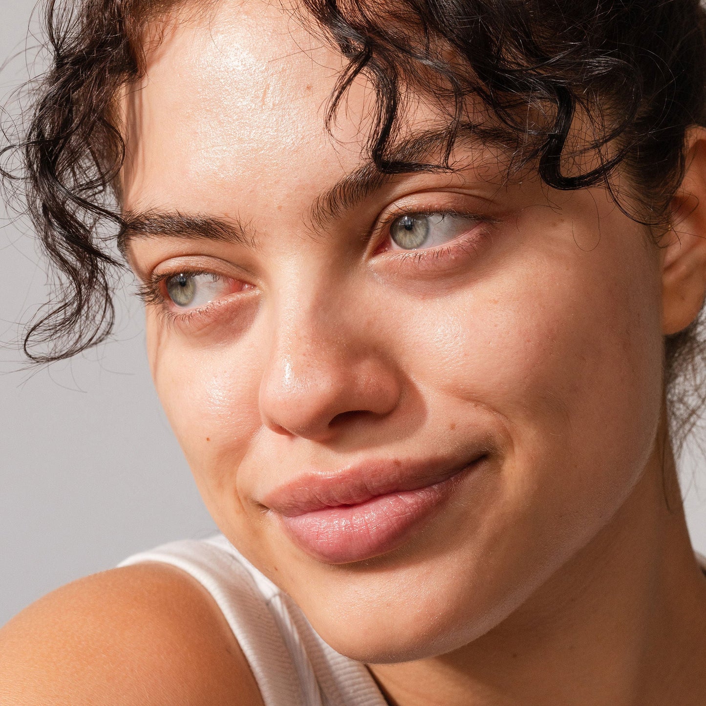 Coola® Refreshing Water Plumping Gel Serum Sunscreen with BlueScreen™ SPF 30