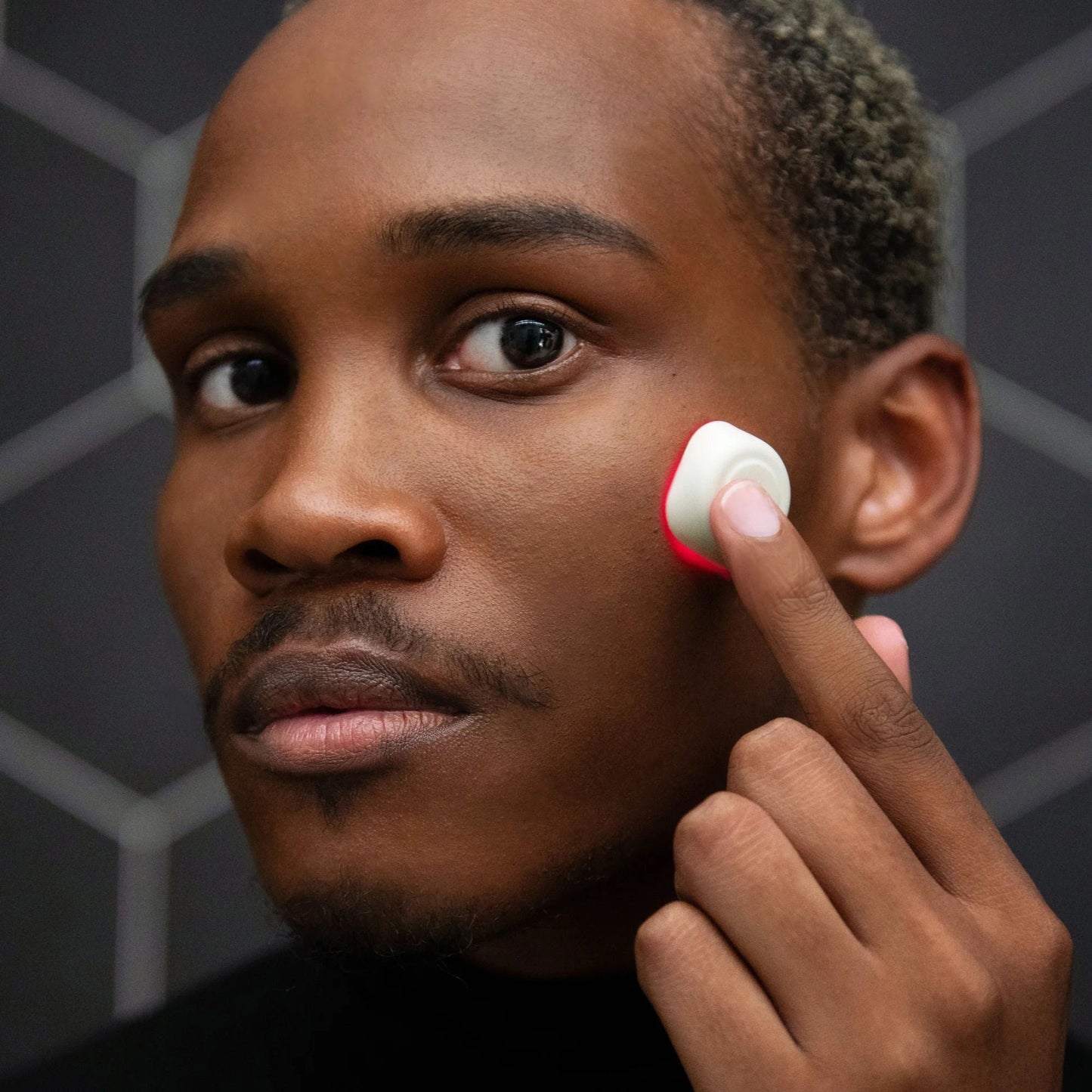 LAB Acne Light Therapy Patch Acne Treatments with Lightpod and Four Hydrogrips