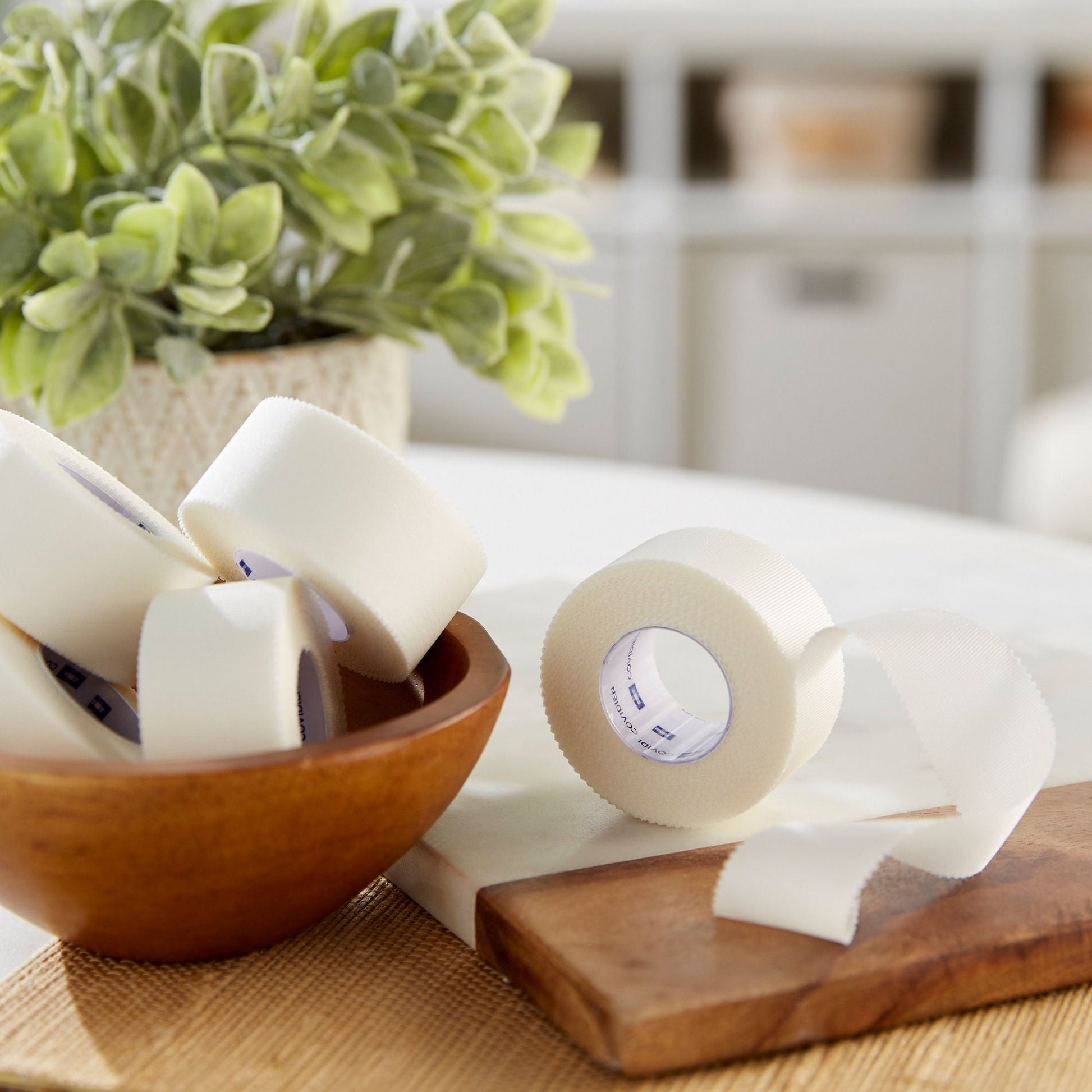 Kendall™ Hypoallergenic Silk-Like Cloth Medical Tape, White