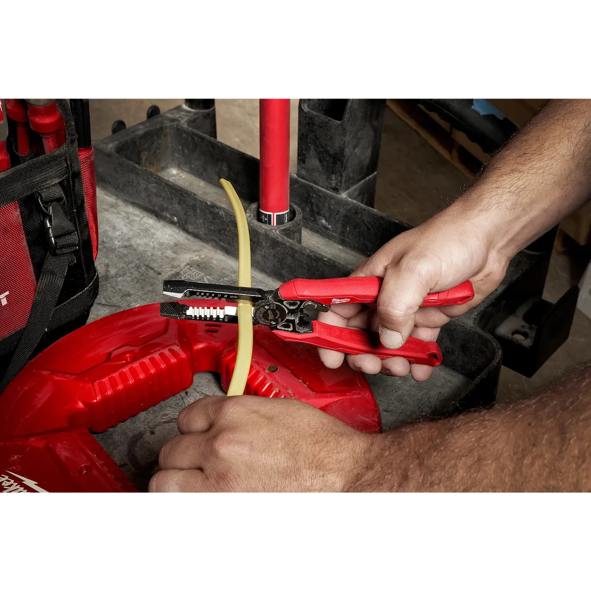 Milwaukee 7IN1 High-Leverage Combination Pliers 48-22-3078 | Steel