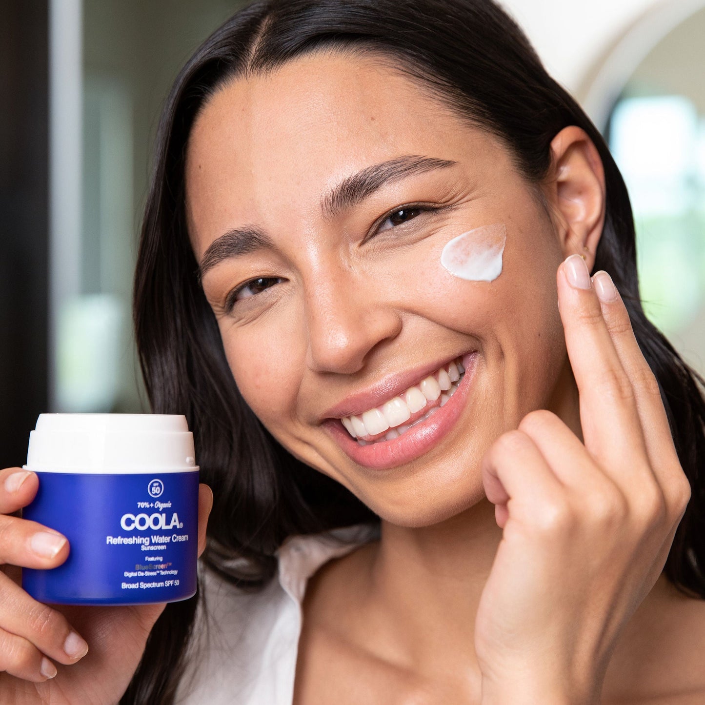 Coola® Refreshing Water Cream Sunscreen w/ BlueScreen™ Digital De-Stress™ SPF 50