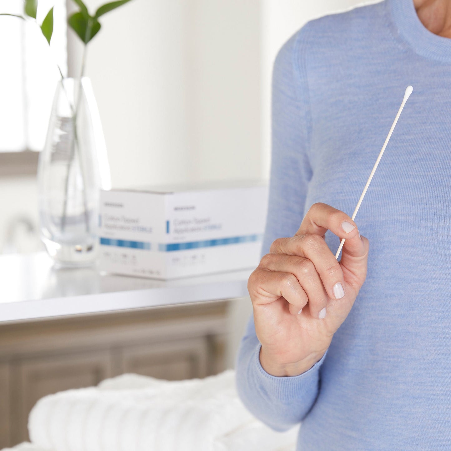 McKesson Sterile Swabsticks, Cotton Tip, Wood Shaft
