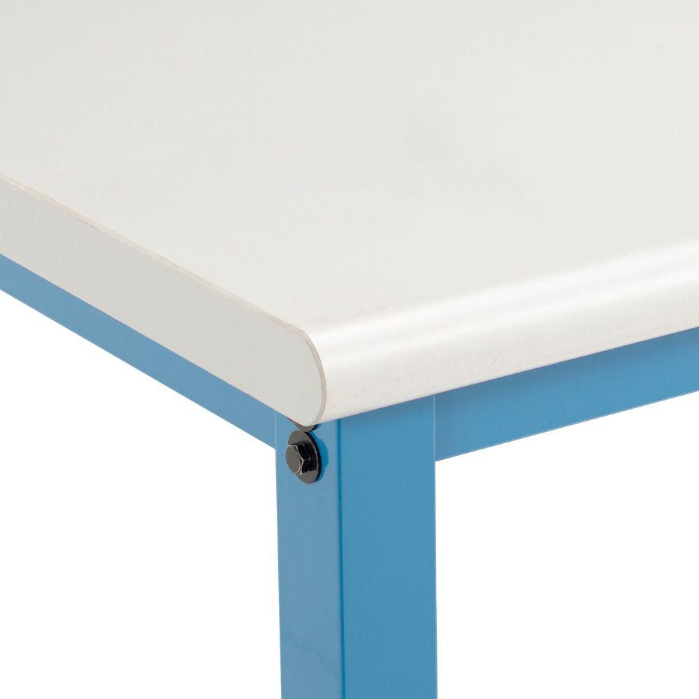 Global Industrial Mobile Packing Workbench W/Power Apron, Laminate Safety Edge, 60"W x 30"D