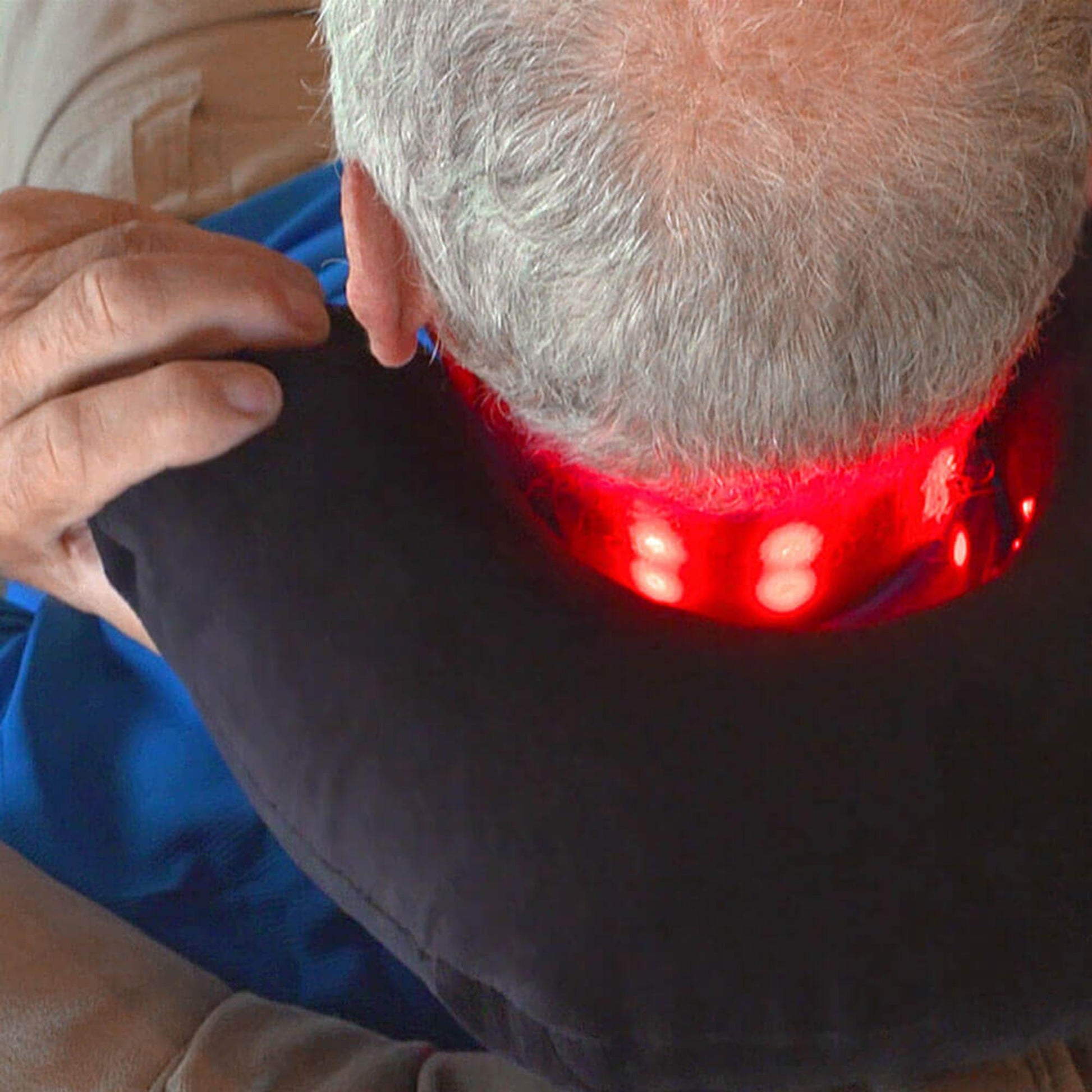 dpl® Neck Pillow – LED Light Therapy for Neck Pain Relief