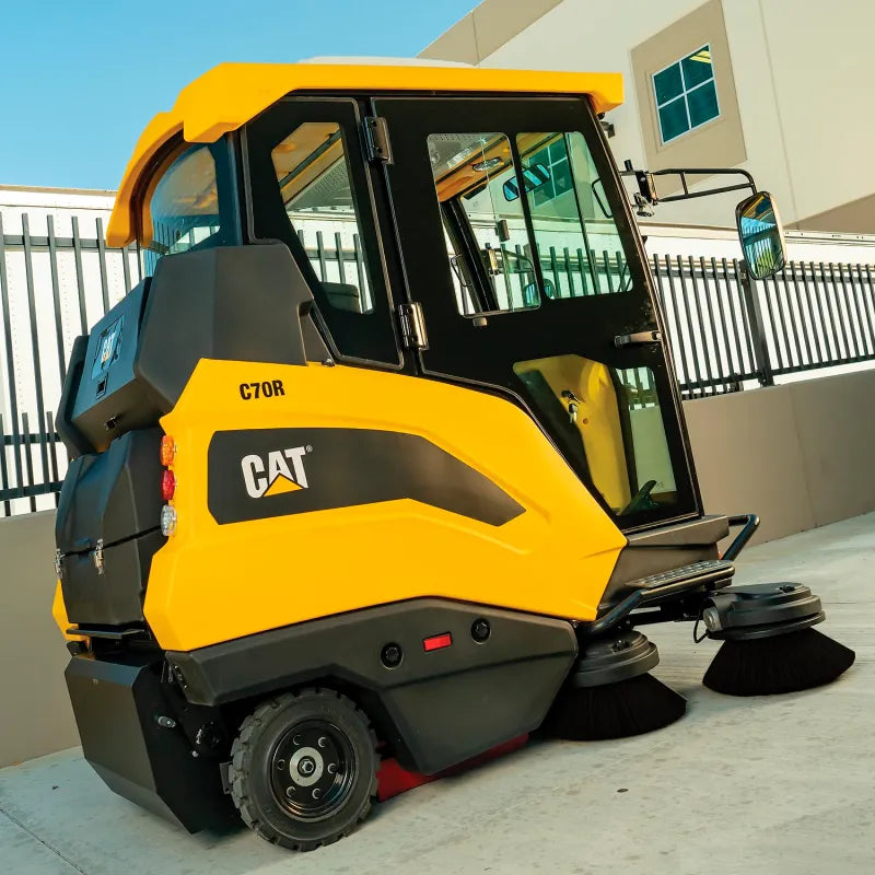 Cat® C70RX Sweeper — 70" brush deck with 4 side brushes and center roller