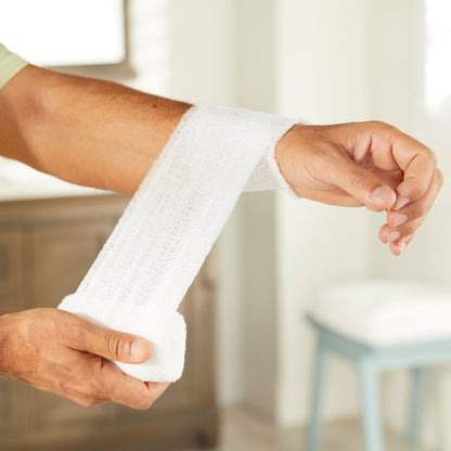 McKesson Fluff Bandage Roll, Six Ply
