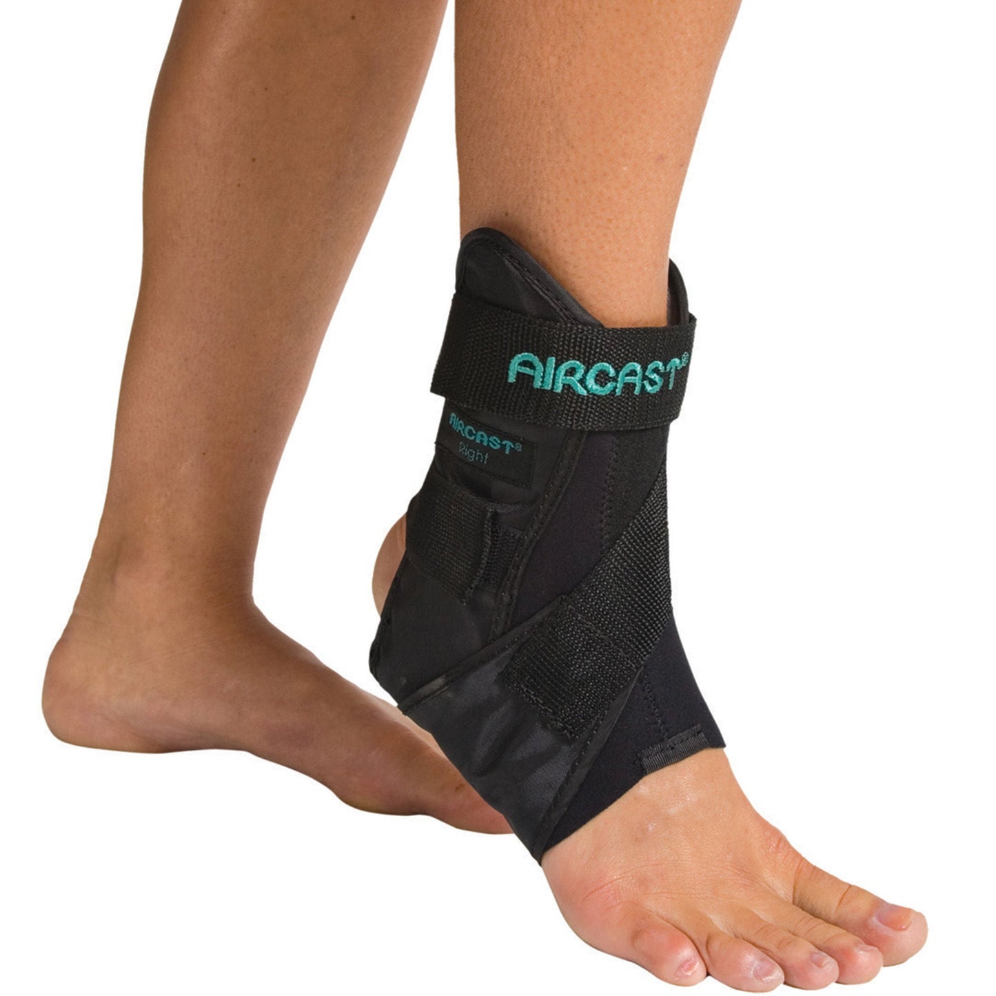 Aircast® Airsport™ Right Ankle Support