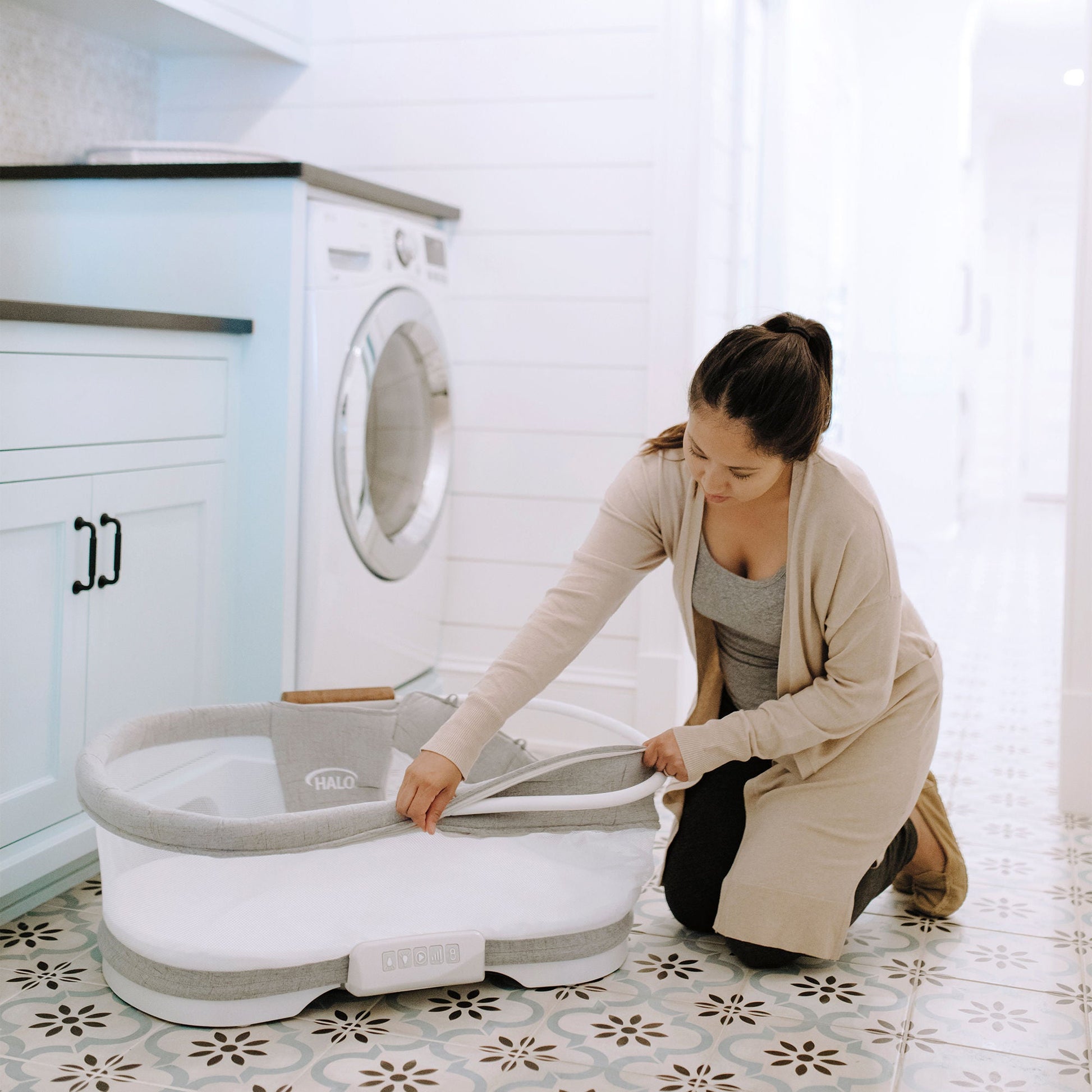 BassiNest® Luxe Series Bassinet