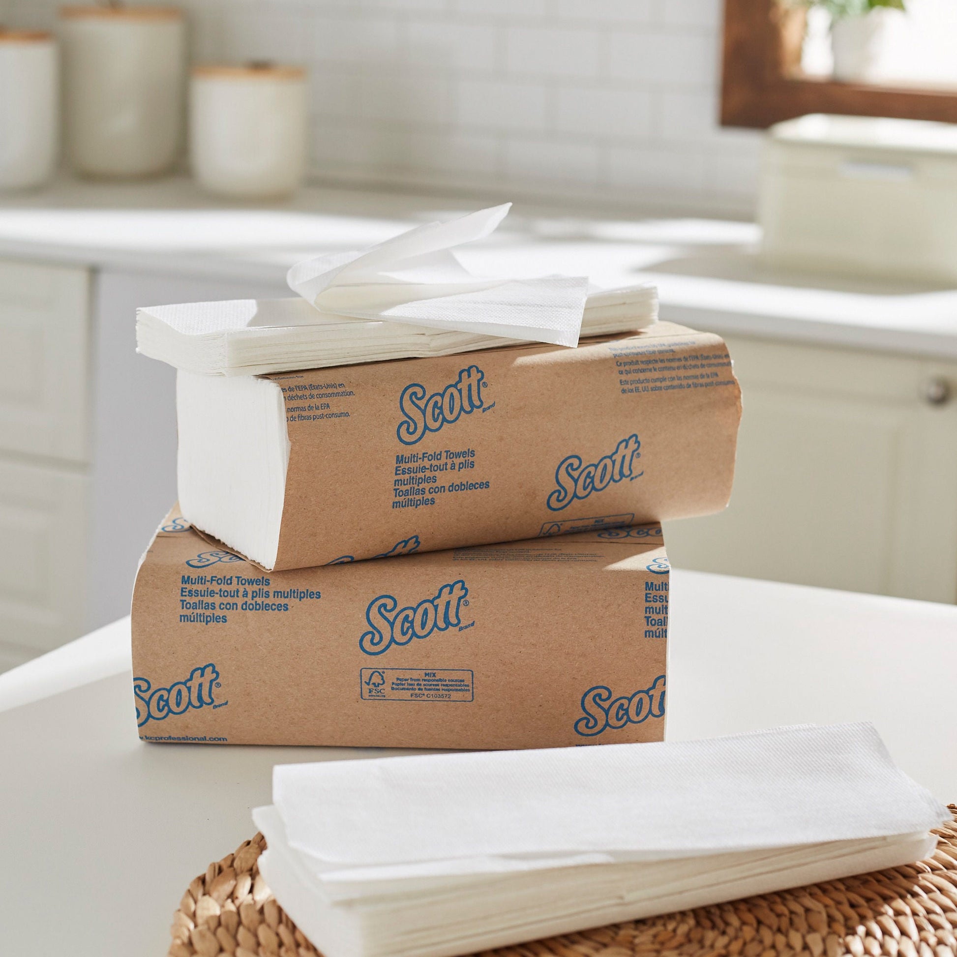 Scott® Essential Paper Towels, Multi-Fold