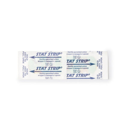 Looney Tunes™ Stat Strip® Bugs Bunny /Daffy Duck Adhesive Strip, ¾ x