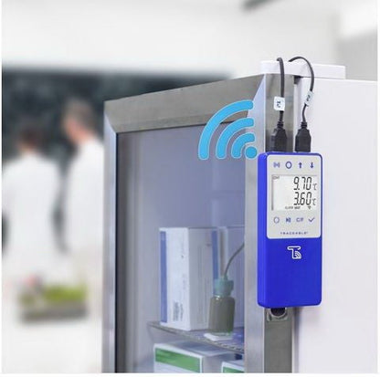 TraceableLIVE Datalogging Refrigerator / Freezer Thermometer with Alarm Fahrenheit / Celsius -58° to +140°F (-50° to +60°C) 2 Glycol Bottle Probes Multiple Mounting Options Battery Operated