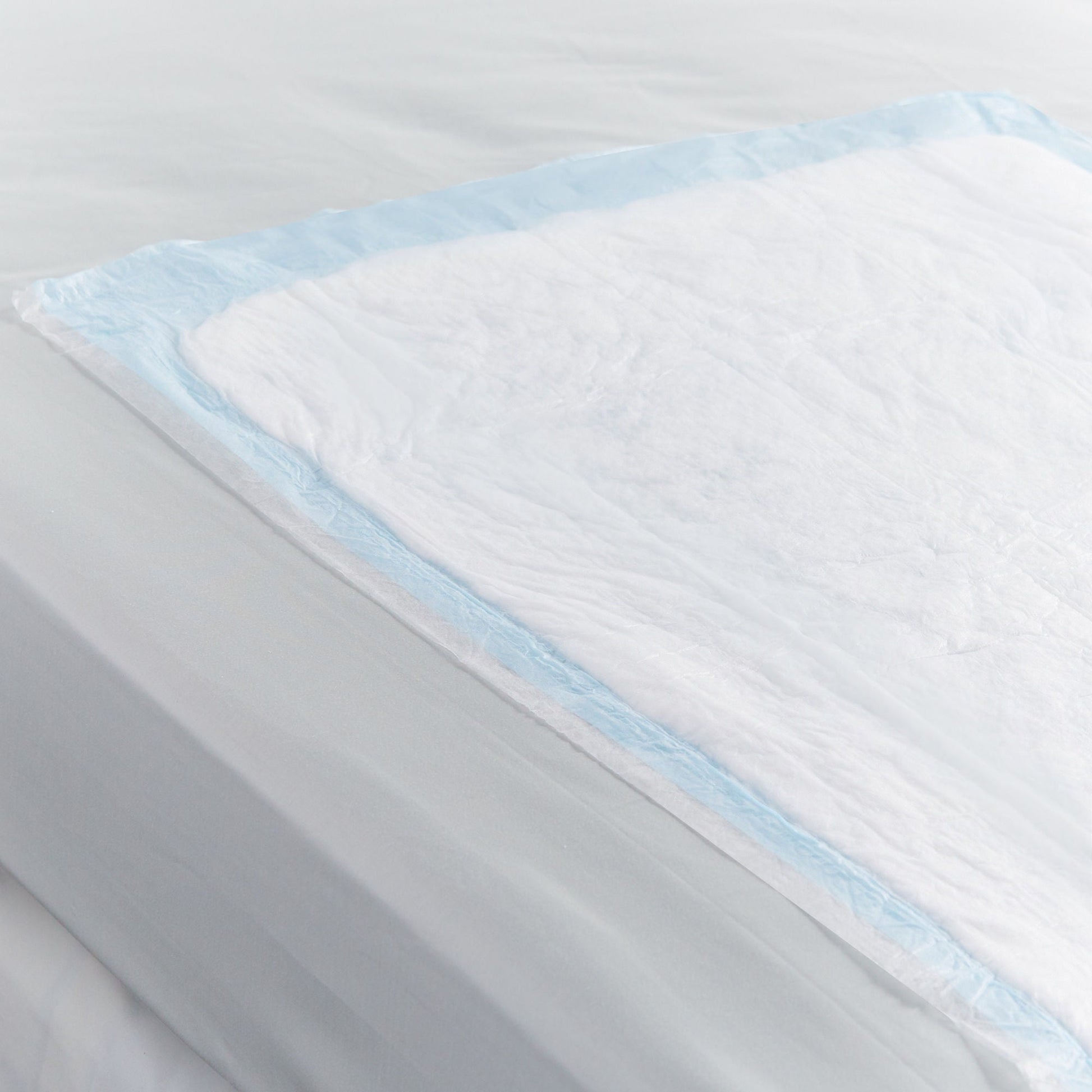 Wings™ Plus Underpads, Disposable, Heavy Absorbency