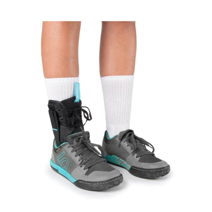 Ossur® FormFit® Low Profile / Stirrup Ankle Brace with Figure 8