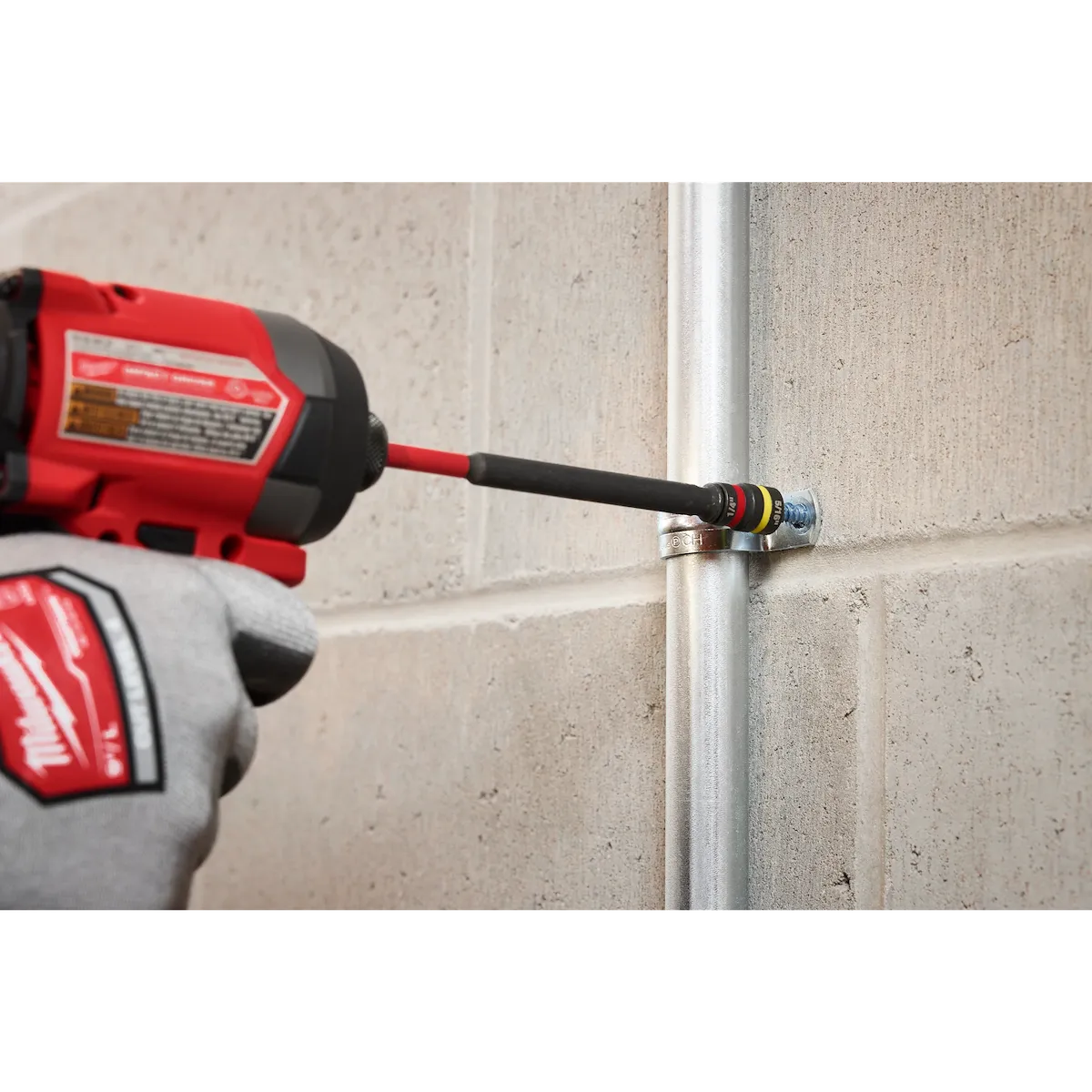 Milwaukee SHOCKWAVE Impact Duty 1/4” and 5/16” x 6” QUIK-CLEAR 2-in-1 Magnetic Nut Driver 49-66-4745 | 1/4" Drive