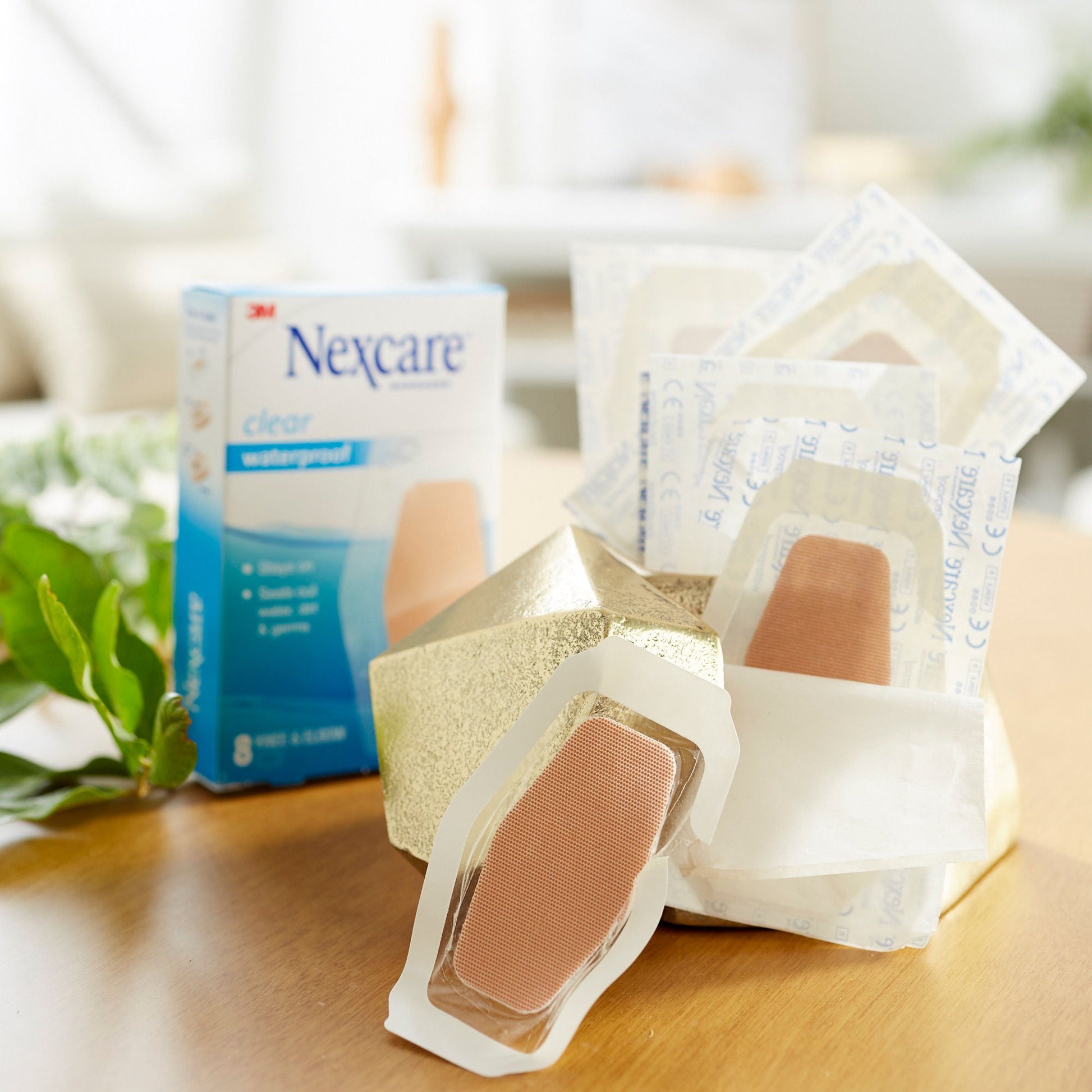 Nexcare™ Waterproof Knee / Elbow Sheer Adhesive Strip, 2-3/8 x 3½ Inch
