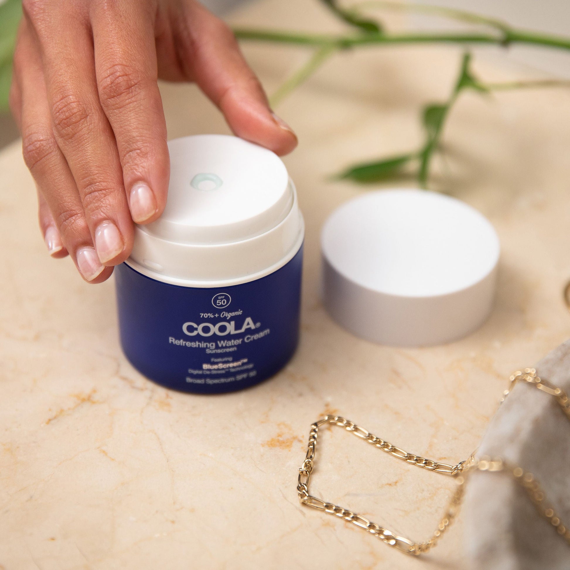 Coola® Refreshing Water Cream Sunscreen w/ BlueScreen™ Digital De-Stress™ SPF 50