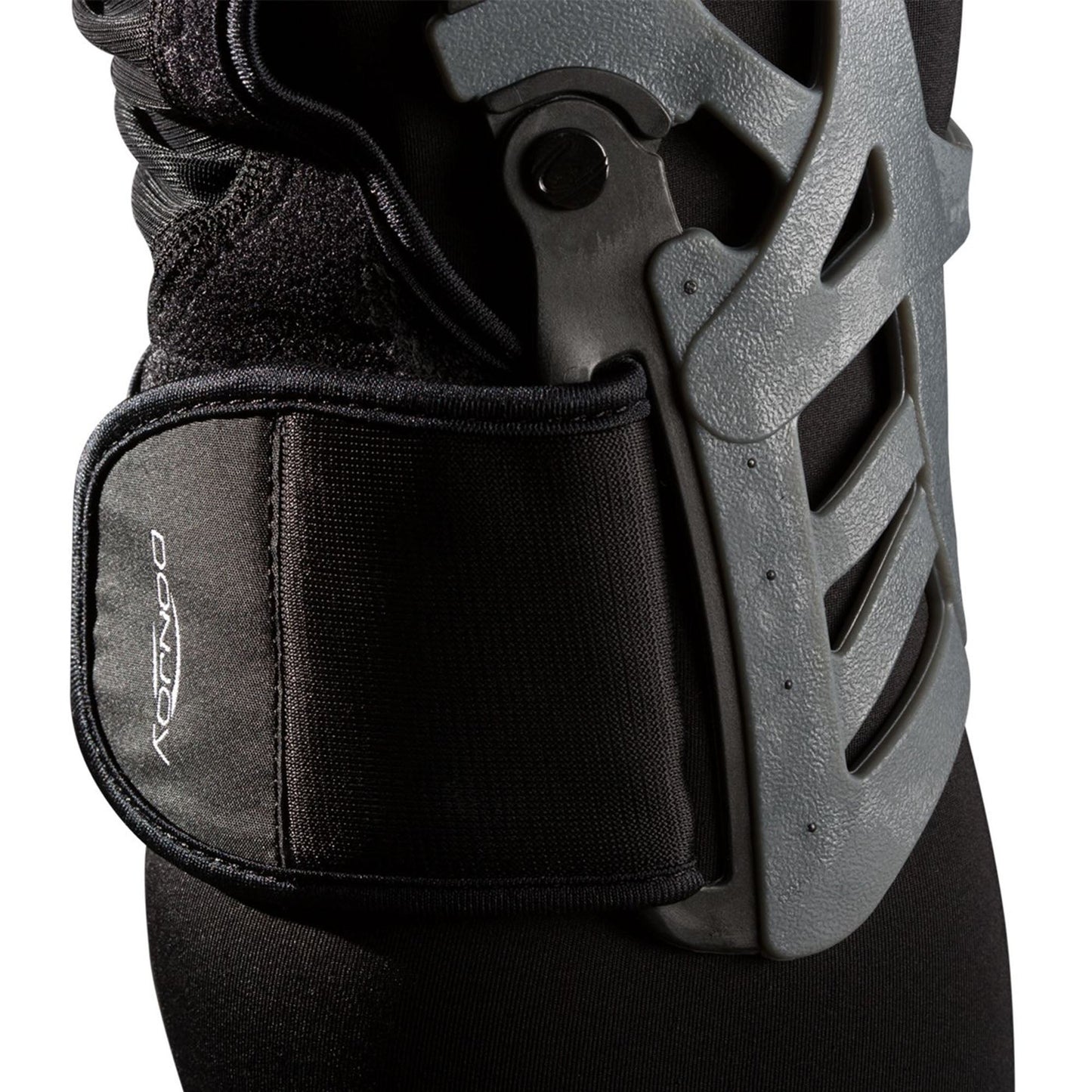 Reaction Web® Knee Brace