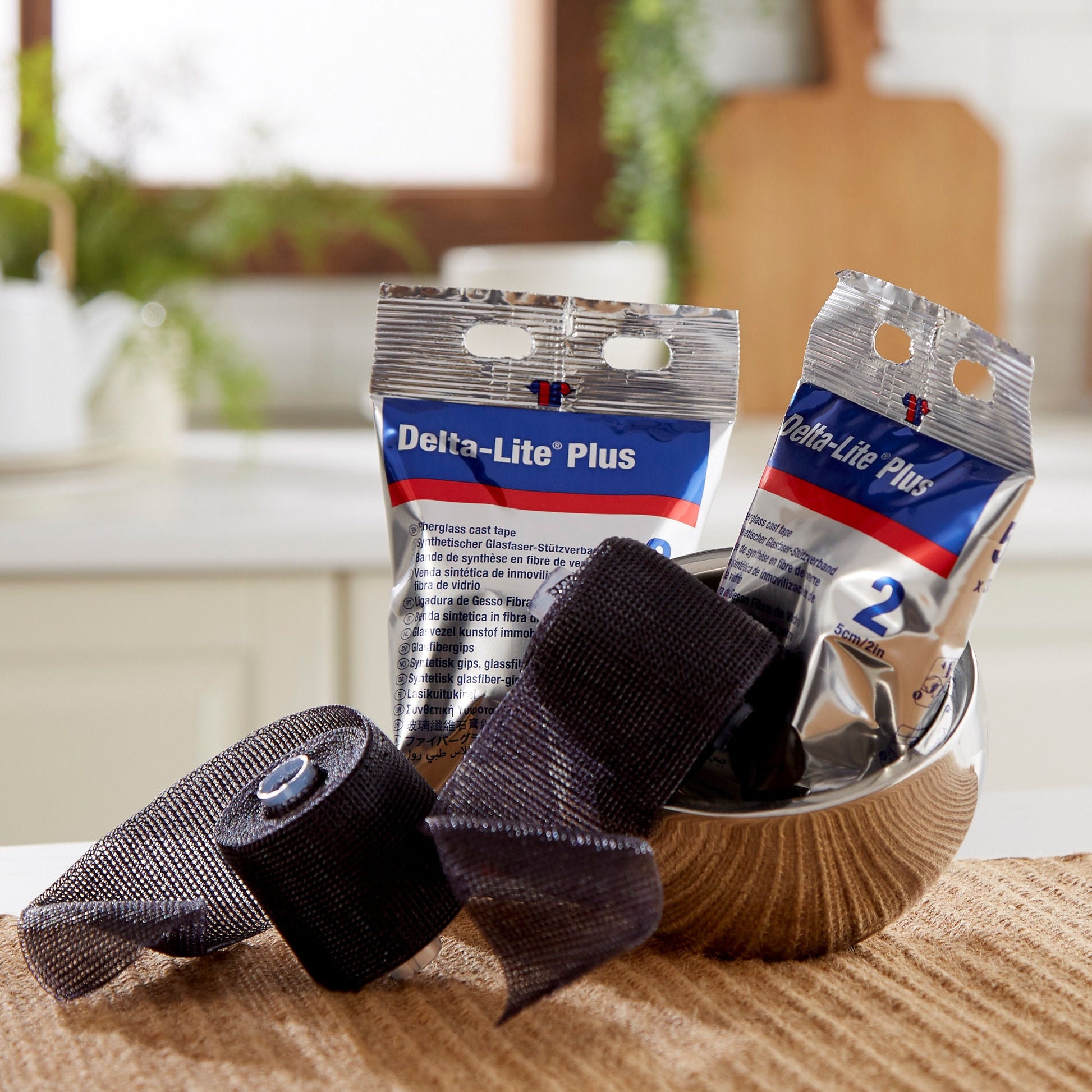 Delta-Lite® Plus Black Cast Tape