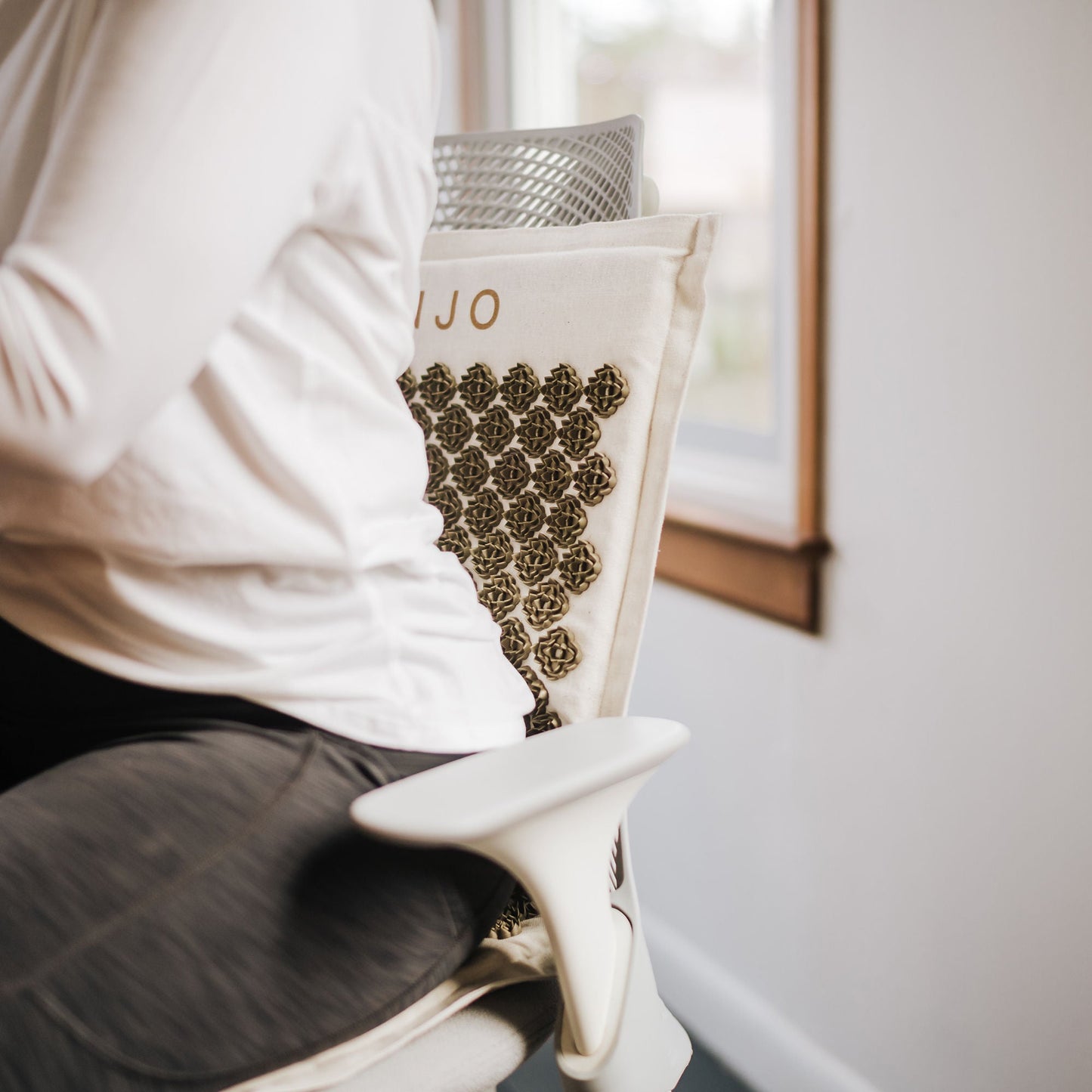 Kanjo Coconut Acupressure Mat with Carry Bag