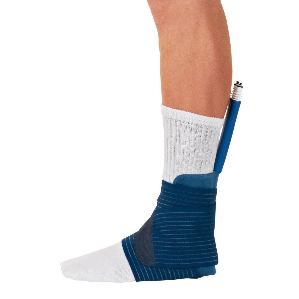 Polar Care® Cube with Large WrapOn Knee Pad