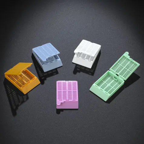 Tissue Embedding Cassettes, Attached Lid, 30°/35° Writing Area — 6 Colors, 1000/Unit | Globe Scientific
