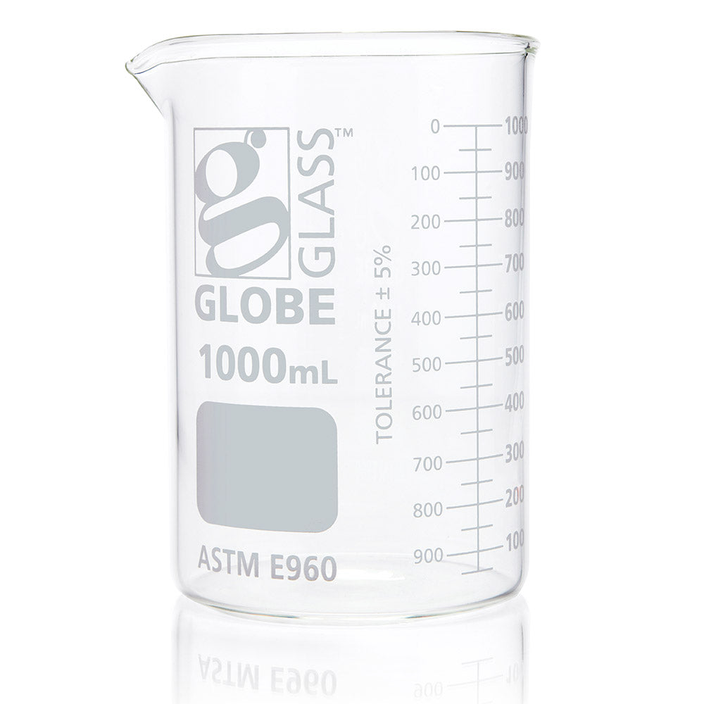 Borosilicate glass beakers with printed graduations for laboratory use